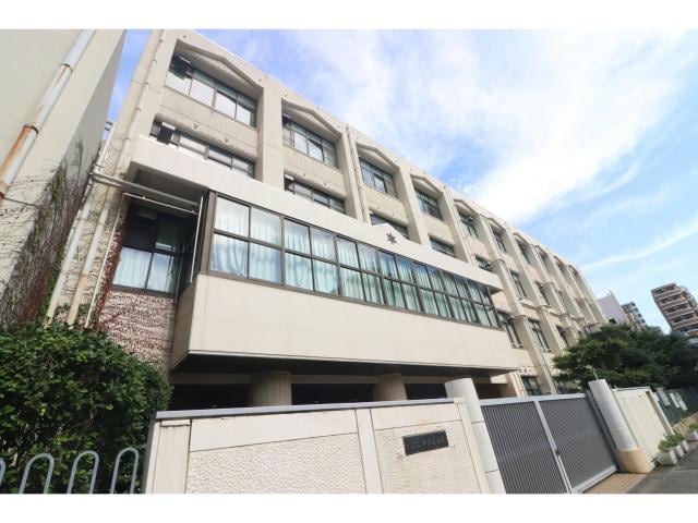 大阪市立中津小学校(小学校)まで889m BROAD 新うめきたRRESIDENCE