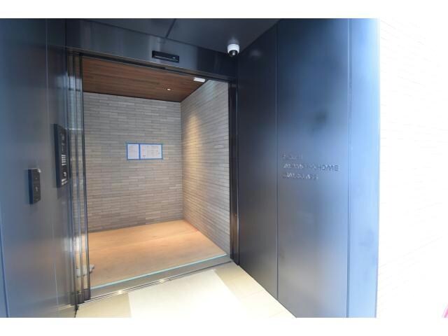  レジュールアッシュ谷町四丁目グランクラス