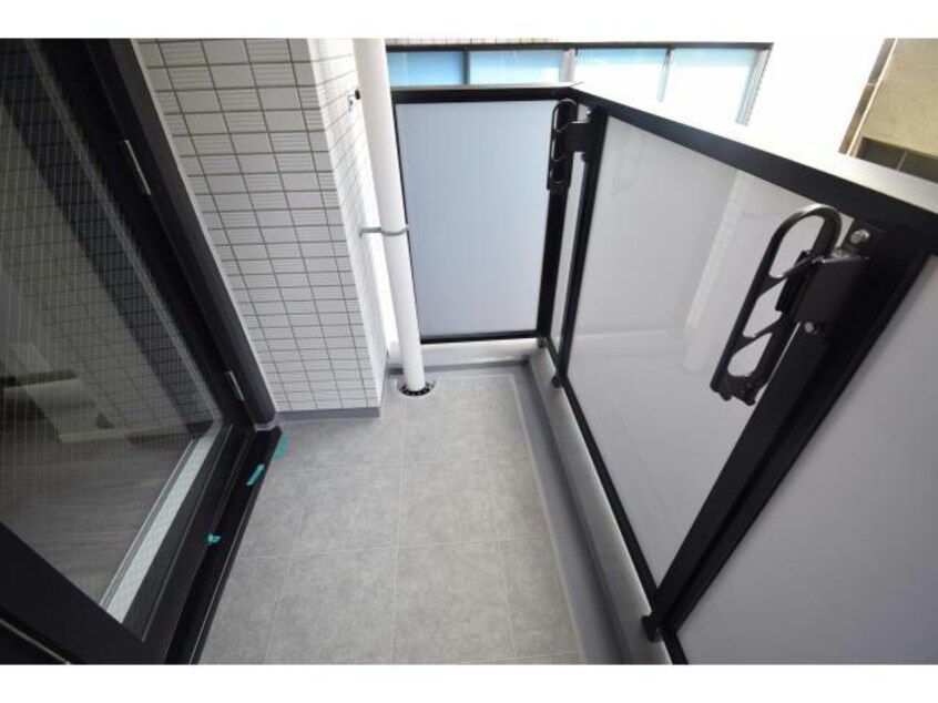  レジュールアッシュ谷町四丁目グランクラス