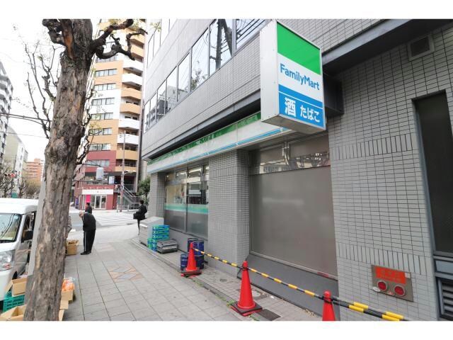 ファミリーマート内本町店(コンビニ)まで221m アドバンス大阪城ベレッツァ