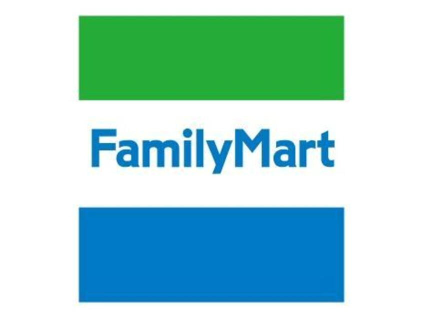 ファミリーマート＋クスリのヒグチ谷町二丁目店(ドラッグストア)まで518m アーバネックス天満橋Front