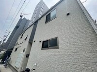 リュウホームズ