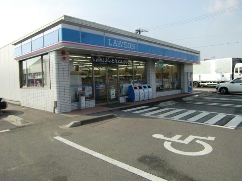 ローソン鈴鹿南玉垣東店(コンビニ)まで1178m カーサ・ファミリア