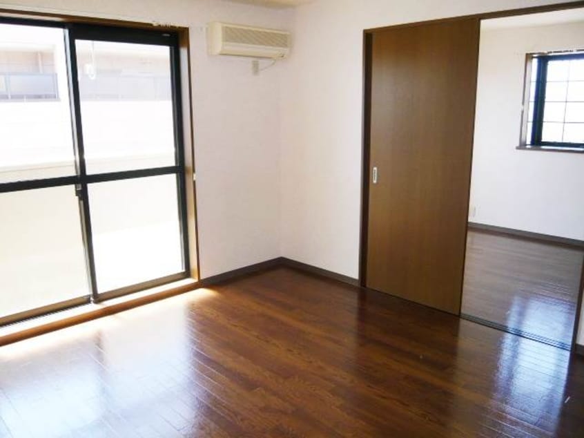  ヴィレッジ イツオ