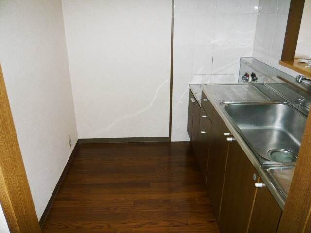  ヴィレッジ イツオ