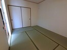  １００エーカーの森