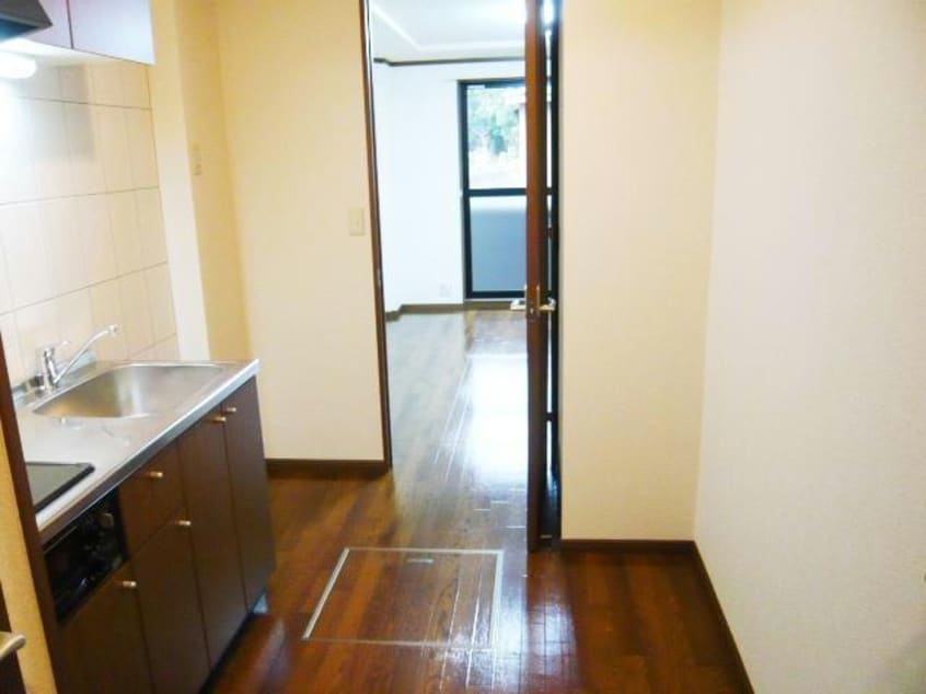  エレガントヒルズ