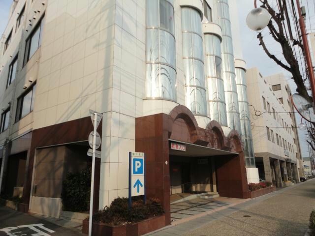 医療法人誠仁会塩川病院(病院)まで1367m 第一住建ビル