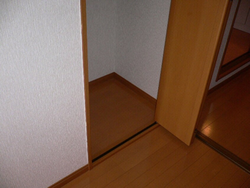 収納 エトワール羽山