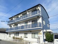 フォレスト末広