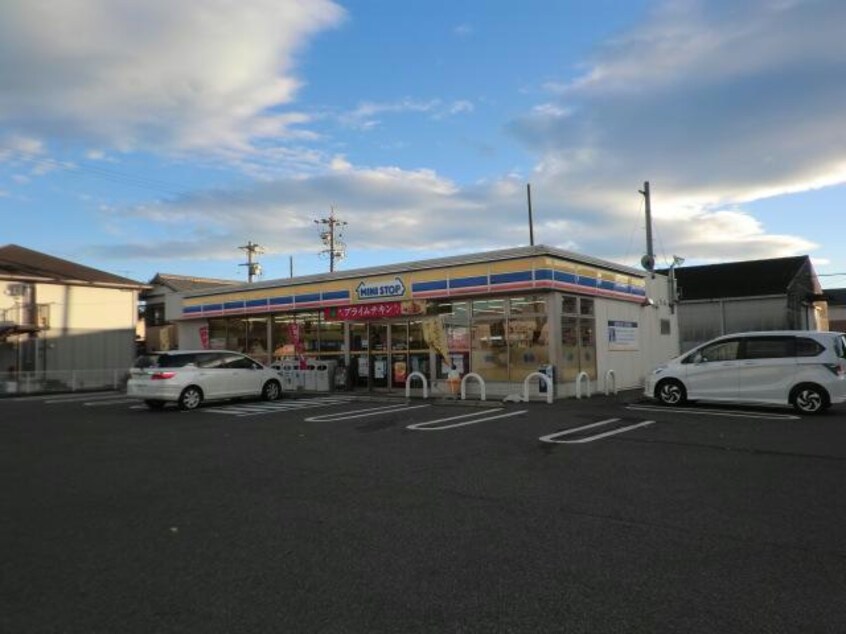 ミニストップ鈴鹿桜島店(コンビニ)まで125m グレイスビラ・桜島