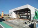 鈴鹿玉垣郵便局(郵便局)まで729m アズール