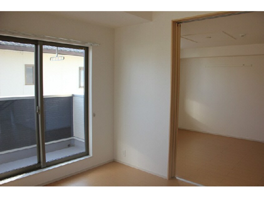  レクイアーレ72　Ｄ