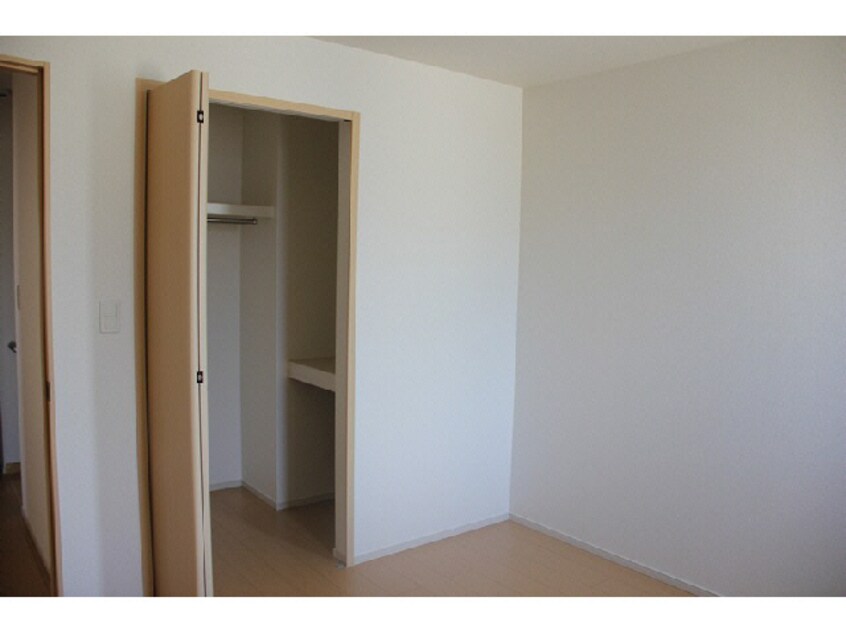  レクイアーレ72　Ｄ