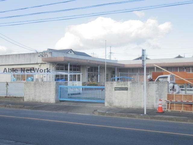 鈴鹿市立白子保育所(幼稚園/保育園)まで633m メルベーユM