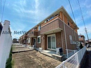 シャン・ド・フルール　Ｂ　(住吉)