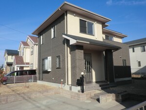 南玉垣町貸家