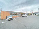 セブンイレブン鈴鹿道伯町店(コンビニ)まで367m グランディールD棟