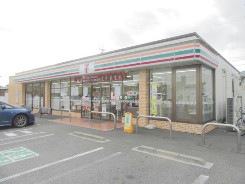 セブンイレブン鈴鹿桜島5丁目店(コンビニ)まで432m ルネスグラードⅡ