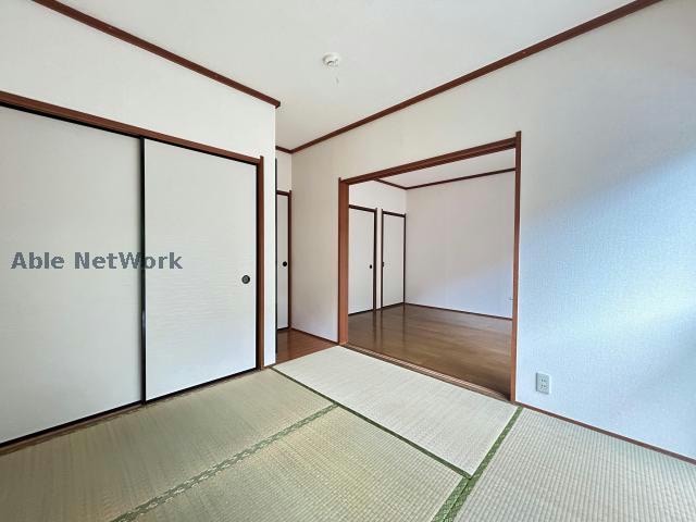  白子ポートハイツ