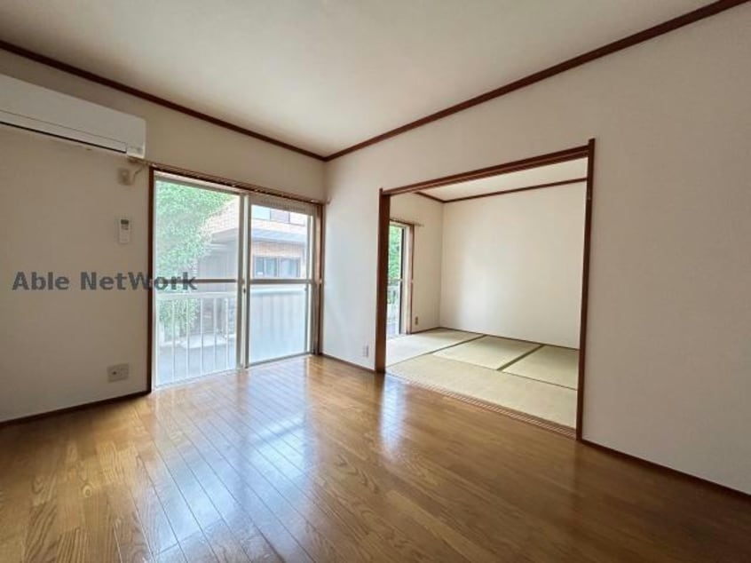  白子ポートハイツ