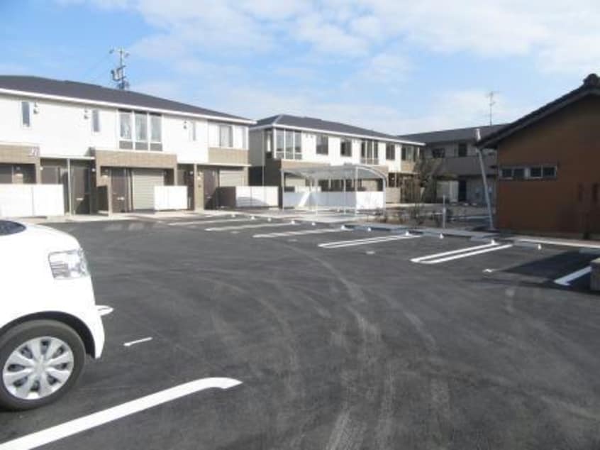駐車場 ラフレールＡ