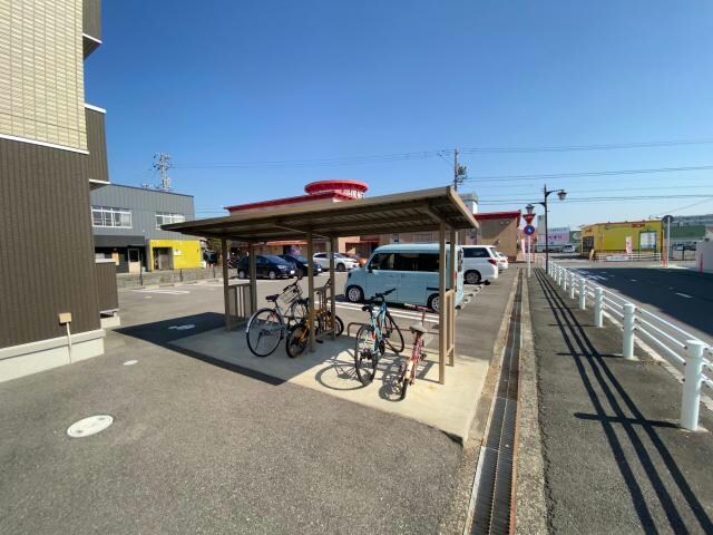  タートルエイト