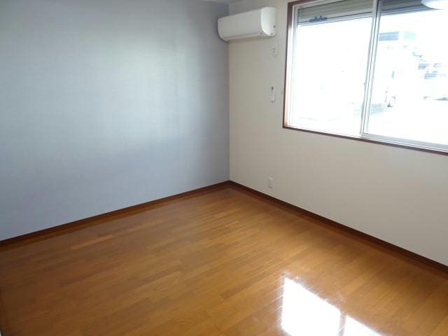  ブランシュール　B棟