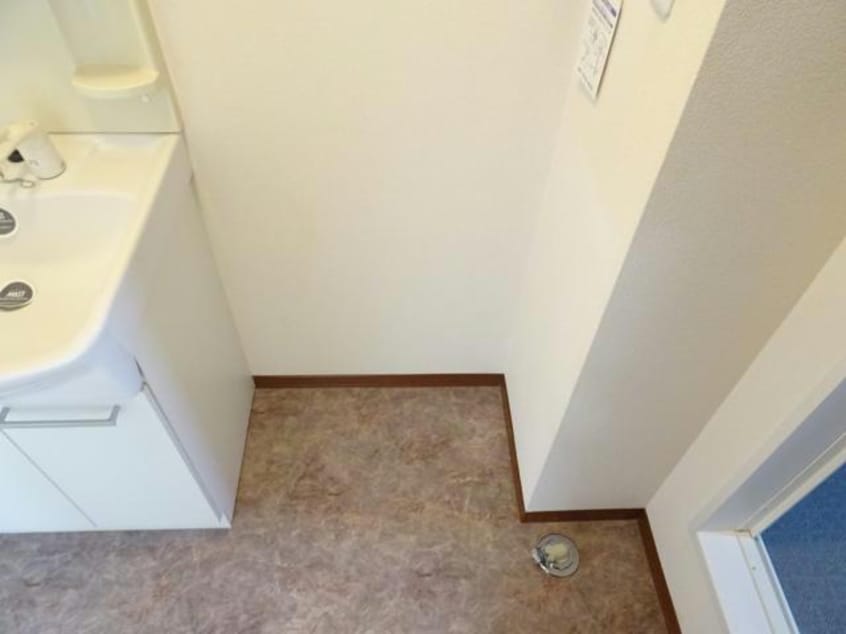  ブランシュール　B棟