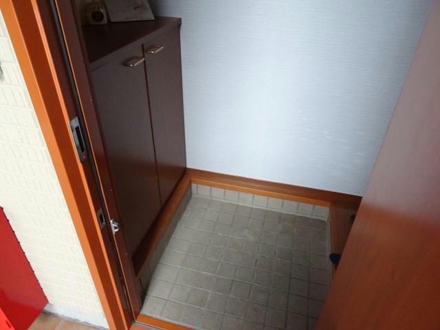  ブランシュール　B棟