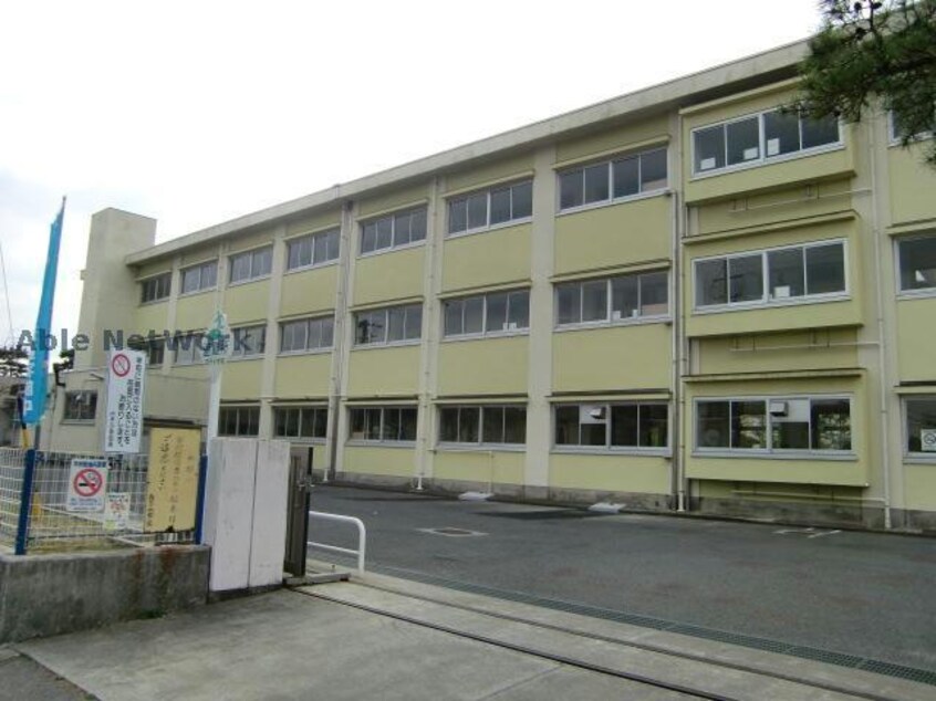 鈴鹿市立白子小学校(小学校)まで861m アンダンテA