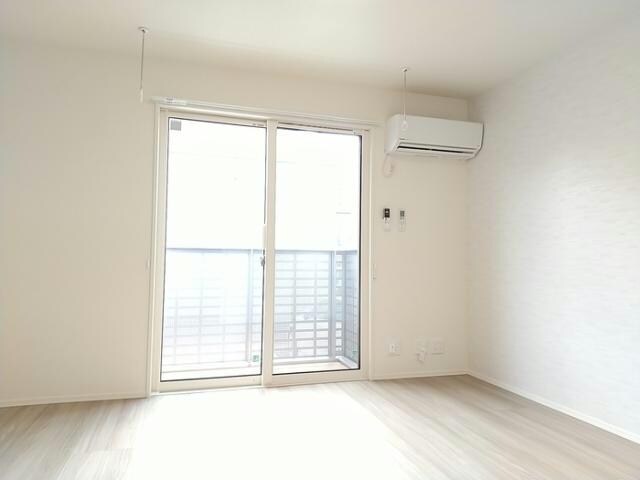  メルベーユ　(南江島町)