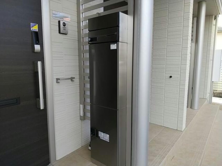  メルベーユ　(南江島町)