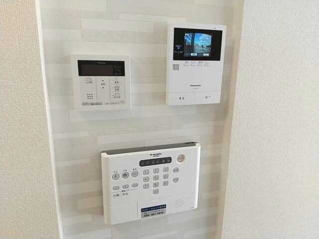  メルベーユ　(南江島町)