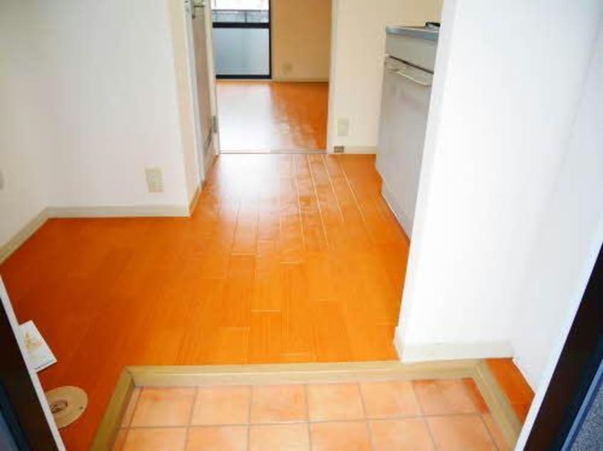  近鉄名古屋線/白子駅 徒歩24分 2階 築28年