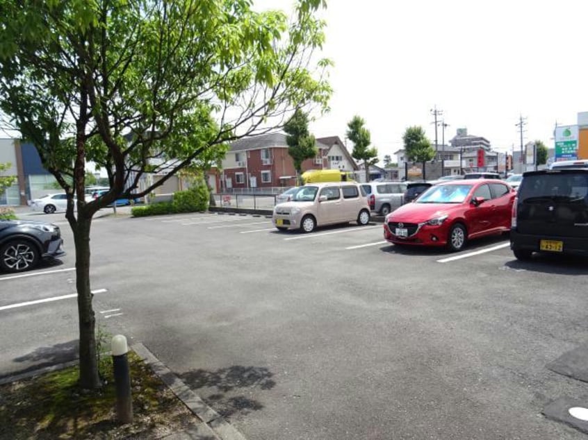  ルミエール葵　A棟