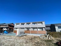オランジュベール岸岡