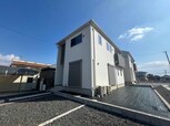 リナージュ津市白塚町01