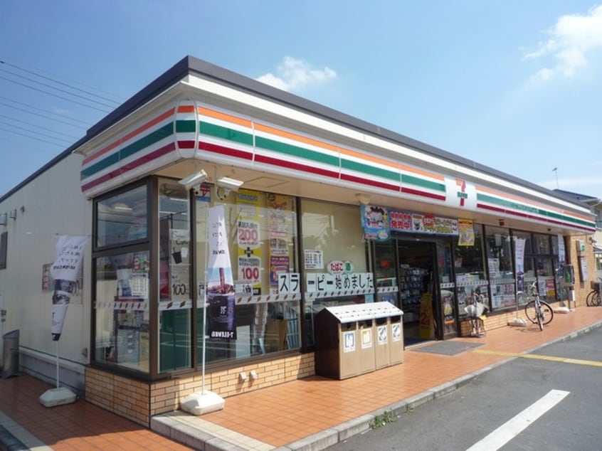 セブンイレブン加須花崎北店(コンビニ)まで624m※セブンイレブン加須花崎北店 ドリーミーハイツ中里