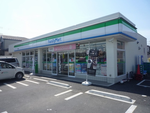 ファミリーマート久喜吉羽店(コンビニ)まで624m※ファミリーマート久喜吉羽店 リバティベル