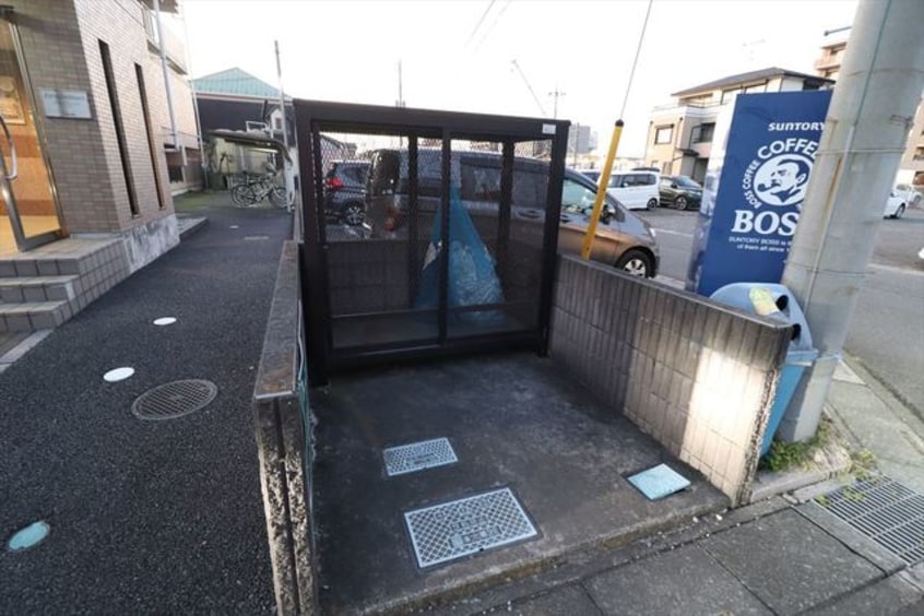 ゴミ集積所 アルコバレーノ