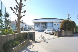 白岡市立篠津中学校