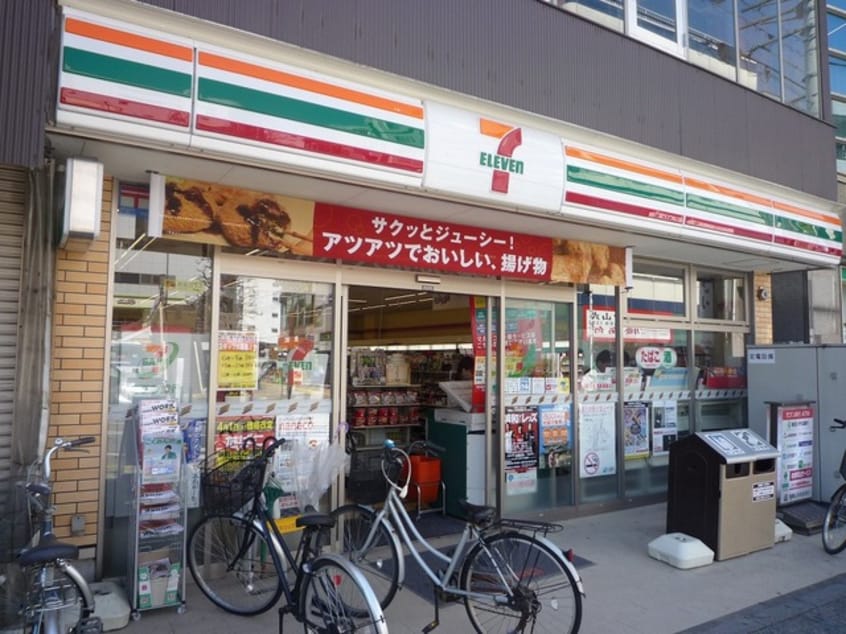 セブンイレブン久喜駅西口店(コンビニ)まで387m※セブンイレブン久喜駅西口店 ミレニアム和光