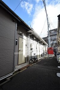 瓦屋町一丁目貸家