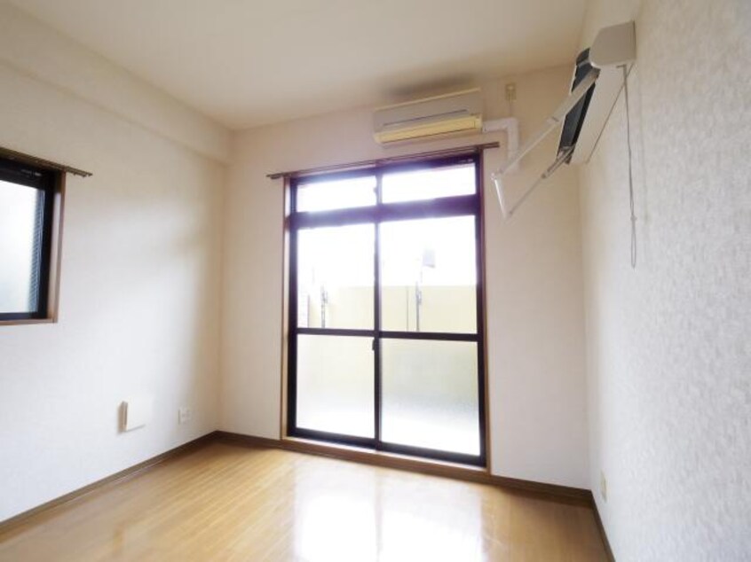  東海道本線/静岡駅 バス17分西脇ハローワーク静岡入口下車:停歩2分 1階 築21年