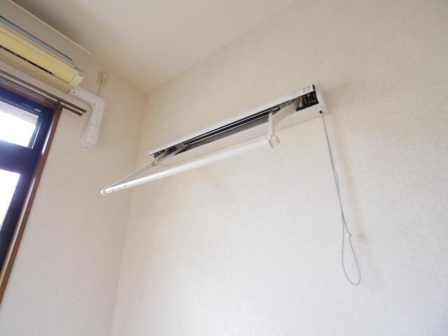  東海道本線/静岡駅 バス17分西脇ハローワーク静岡入口下車:停歩2分 1階 築21年