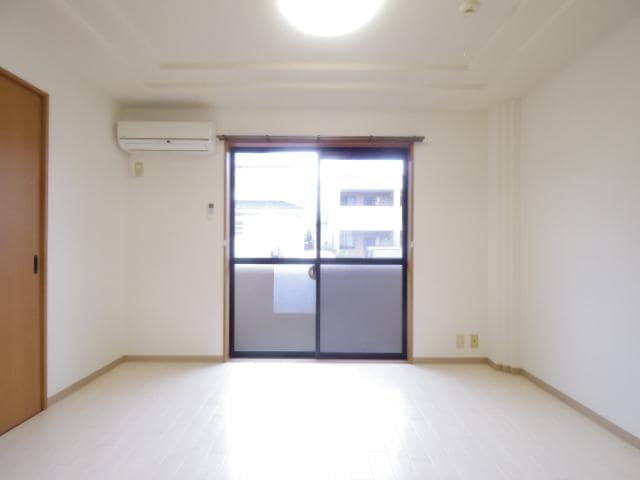  東海道本線/焼津駅 バス14分石津下車:停歩9分 1階 築23年