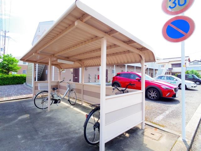  東海道本線/焼津駅 バス7分文化センター前下車:停歩4分 2階 築31年