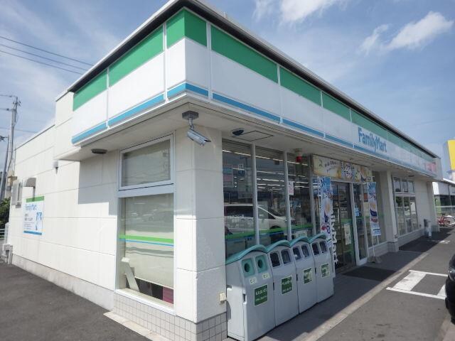 ファミリーマート藤枝小石川三丁目店(コンビニ)まで602m 東海道本線/藤枝駅 徒歩22分 2階 築23年