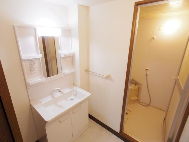  東海道本線/静岡駅 バス14分宮竹児童公園前下車:停歩6分 2階 築27年